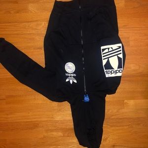 Adidas Zip-up hoddie